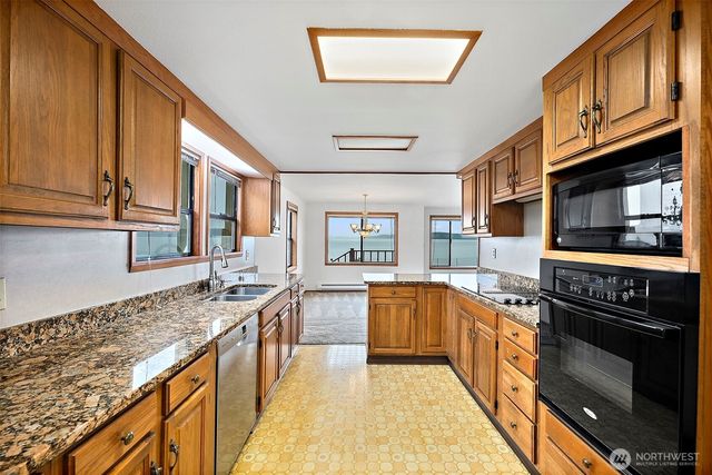 2312 Lafayette Street, Steilacoom, WA 98388