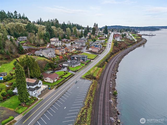 2312 Lafayette Street, Steilacoom, WA 98388