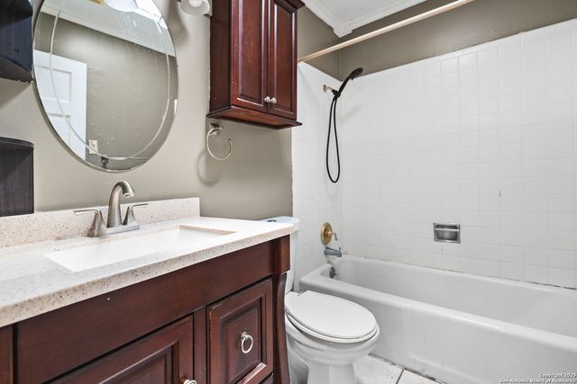 12803 El Sendero, San Antonio, TX 78233