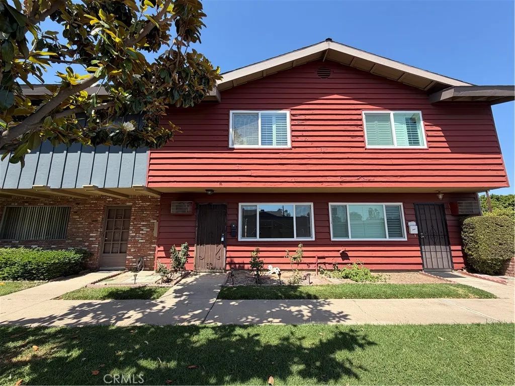 13656 Red Hill Avenue J-32, Tustin, CA 92780