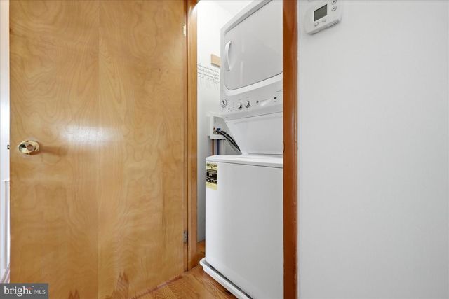 101 LOCUST AVE, Winchester, VA 22601