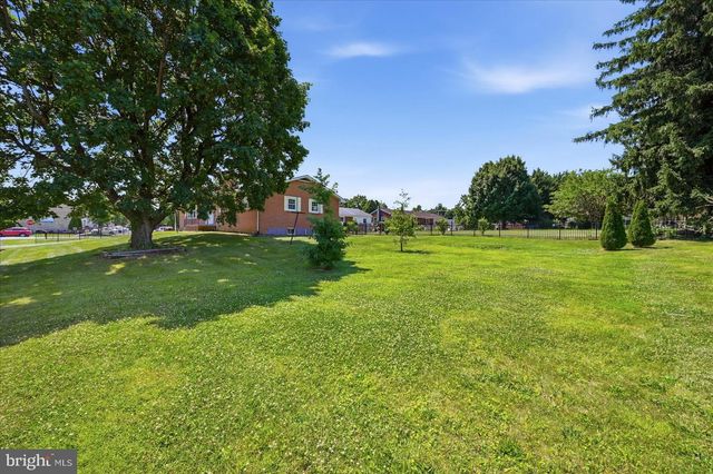 101 LOCUST AVE, Winchester, VA 22601