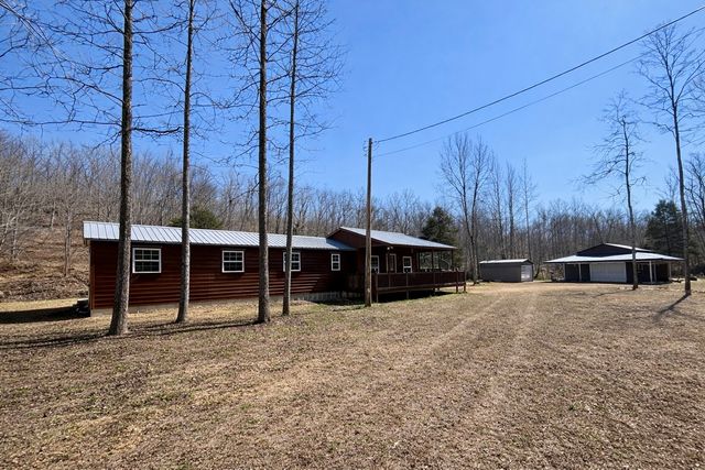 664 Russ Valley Rd, Lobelville, TN 37097