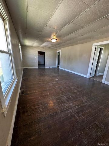 2500 Salt Street, Saginaw, MI 48602