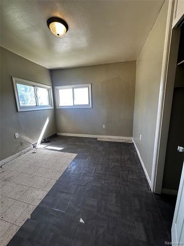 2500 Salt Street, Saginaw, MI 48602