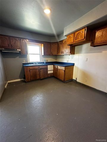 2500 Salt Street, Saginaw, MI 48602