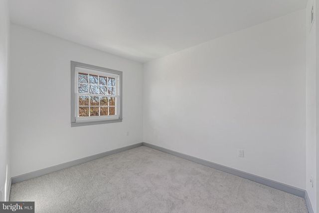 14811 PALMERSTON SQ, Centreville, VA 20120