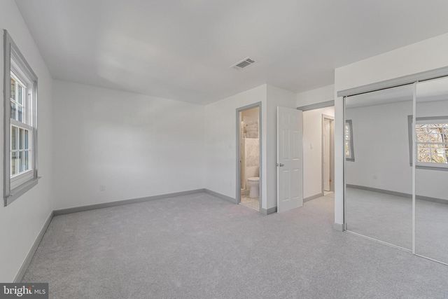 14811 PALMERSTON SQ, Centreville, VA 20120