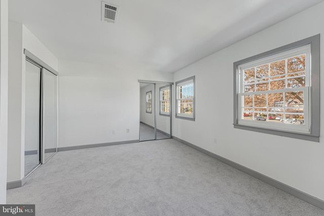 14811 PALMERSTON SQ, Centreville, VA 20120