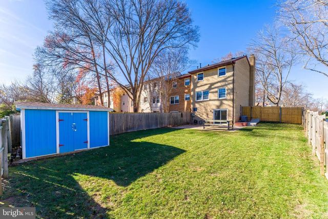 14811 PALMERSTON SQ, Centreville, VA 20120