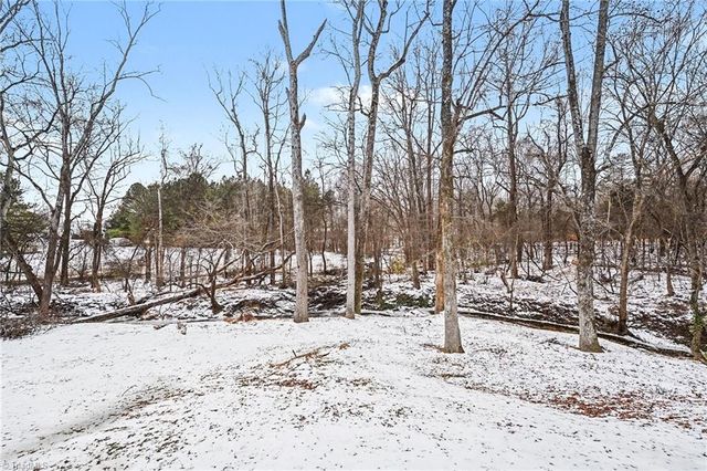 2702 Durham Street Extension, Burlington, NC 27217