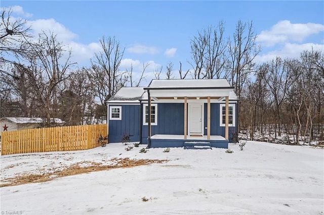 2702 Durham Street Extension, Burlington, NC 27217