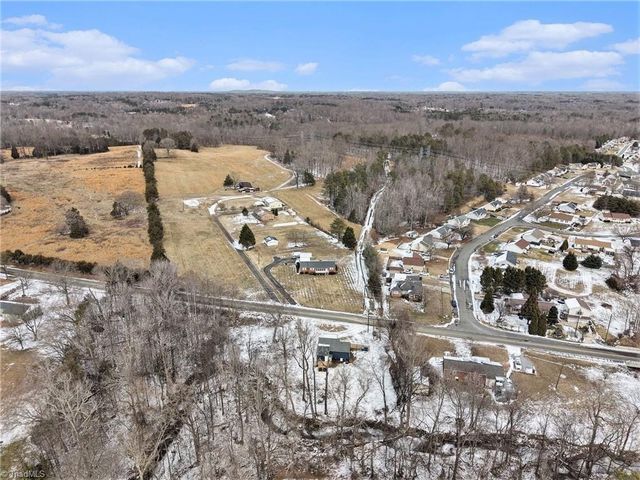 2702 Durham Street Extension, Burlington, NC 27217