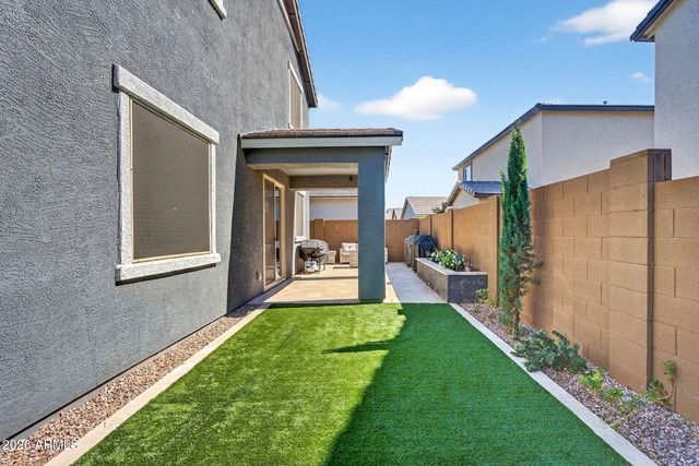 9333 E SECTOR Drive, Mesa, AZ 85212