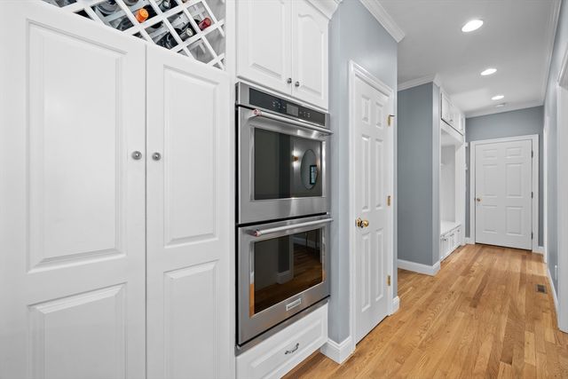 7 Daniel Shays Rd, Hopkinton, MA 01748