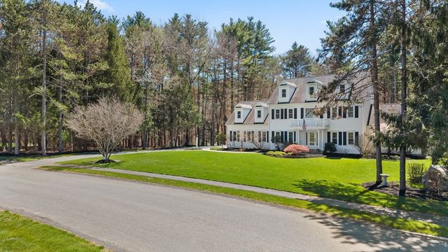 7 Daniel Shays Rd, Hopkinton, MA 01748