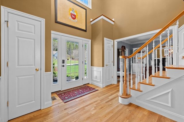 7 Daniel Shays Rd, Hopkinton, MA 01748