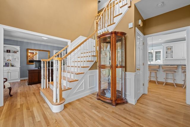 7 Daniel Shays Rd, Hopkinton, MA 01748