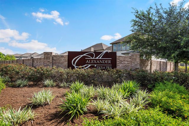21431 Petherton Drive, Tomball, TX 77375