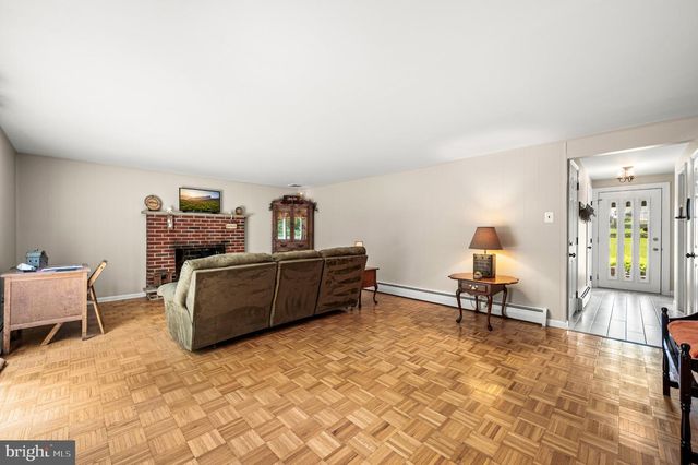 3819 MULBERRY AVE, Feasterville Trevose, PA 19053