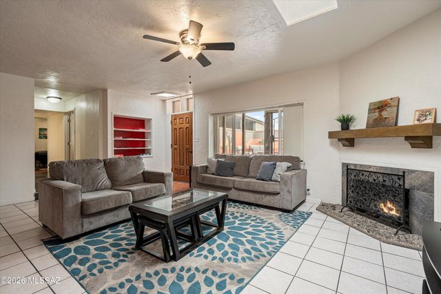 2619 E Prince Road, Tucson, AZ 85716