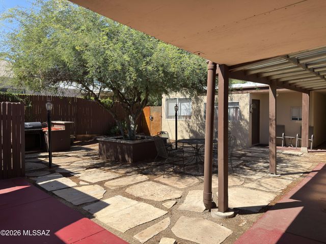 2619 E Prince Road, Tucson, AZ 85716