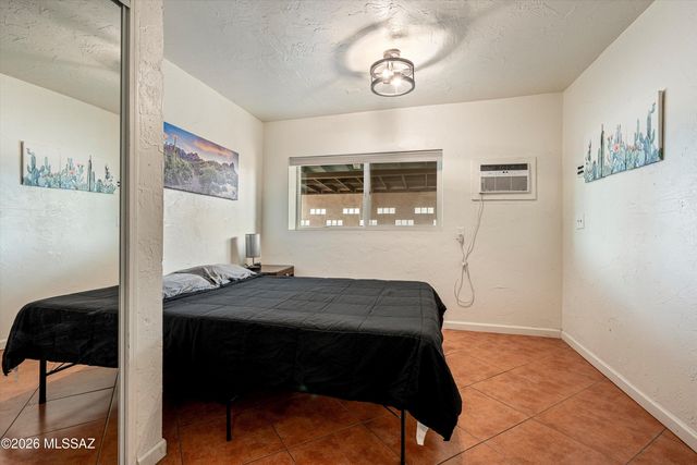 2619 E Prince Road, Tucson, AZ 85716