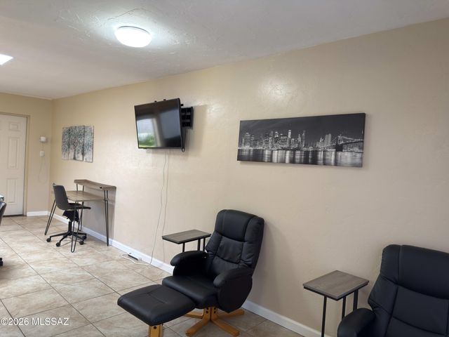 2619 E Prince Road, Tucson, AZ 85716