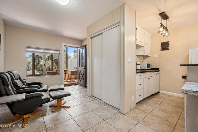 2619 E Prince Road, Tucson, AZ 85716