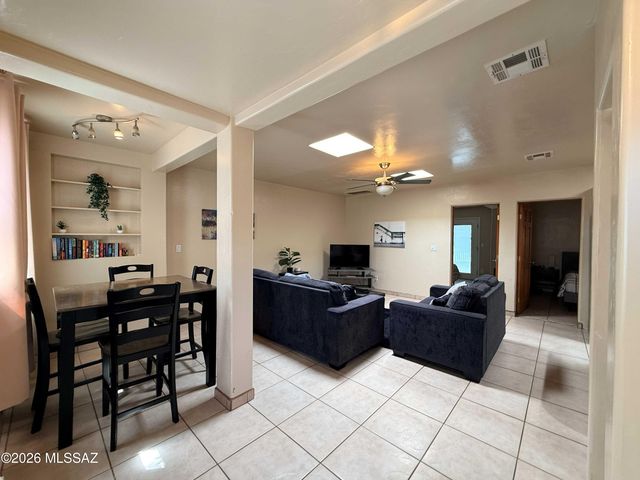 2619 E Prince Road, Tucson, AZ 85716