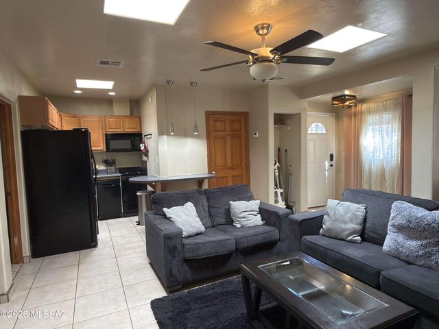 2619 E Prince Road, Tucson, AZ 85716