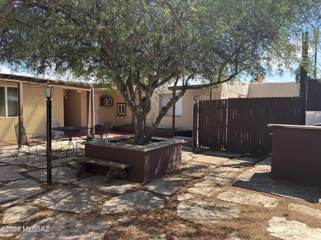 2619 E Prince Road, Tucson, AZ 85716