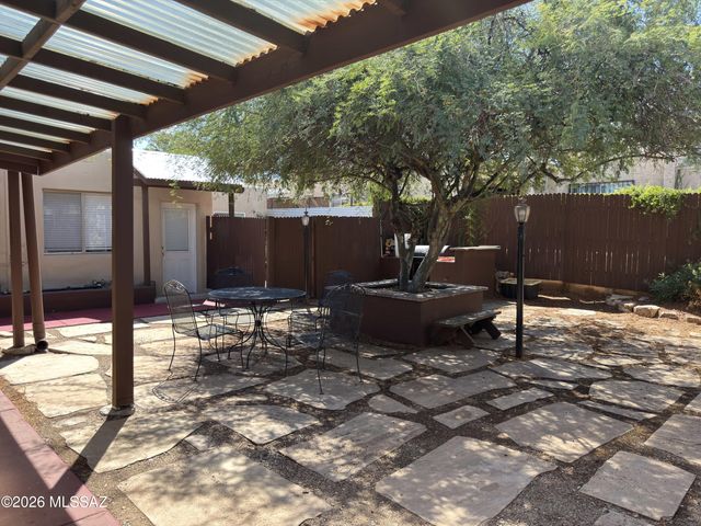 2619 E Prince Road, Tucson, AZ 85716