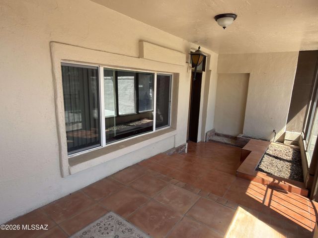 2619 E Prince Road, Tucson, AZ 85716