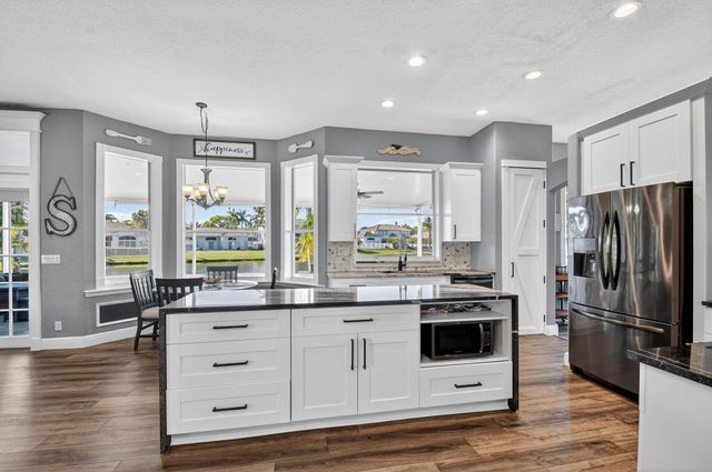 5947 Bay Hill Circle, Lake Worth, FL 33463