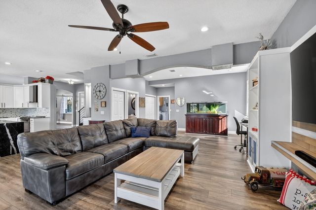 5947 Bay Hill Circle, Lake Worth, FL 33463