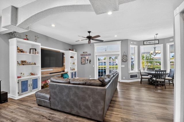 5947 Bay Hill Circle, Lake Worth, FL 33463