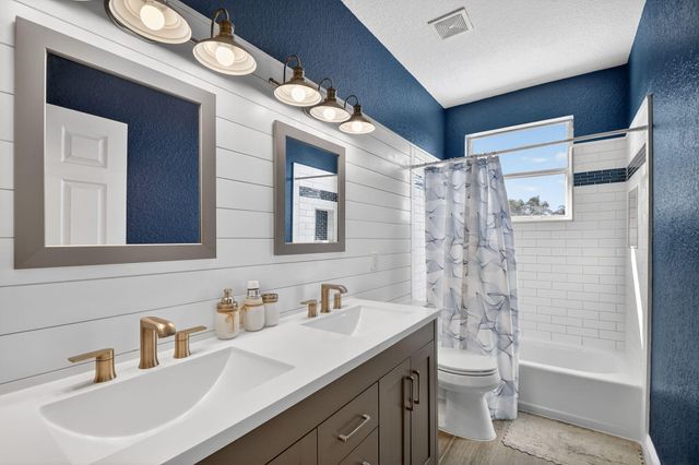 5947 Bay Hill Circle, Lake Worth, FL 33463