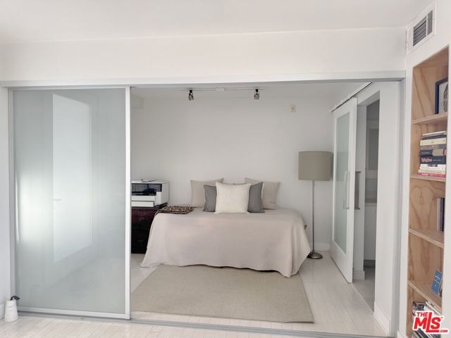 13326 Beach Avenue 203, Marina Del Rey, CA 90292