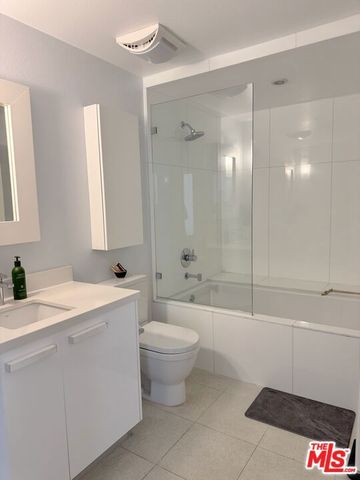 13326 Beach Avenue 203, Marina Del Rey, CA 90292
