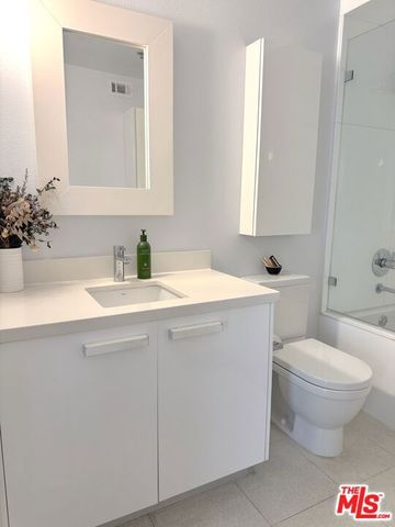 13326 Beach Avenue 203, Marina Del Rey, CA 90292