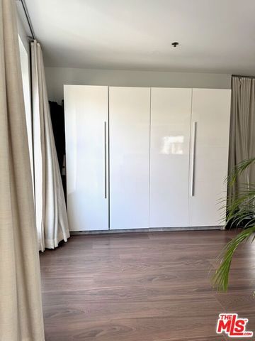 13326 Beach Avenue 203, Marina Del Rey, CA 90292