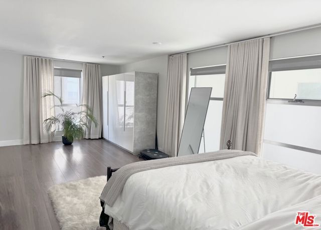 13326 Beach Avenue 203, Marina Del Rey, CA 90292
