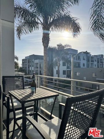 13326 Beach Avenue 203, Marina Del Rey, CA 90292