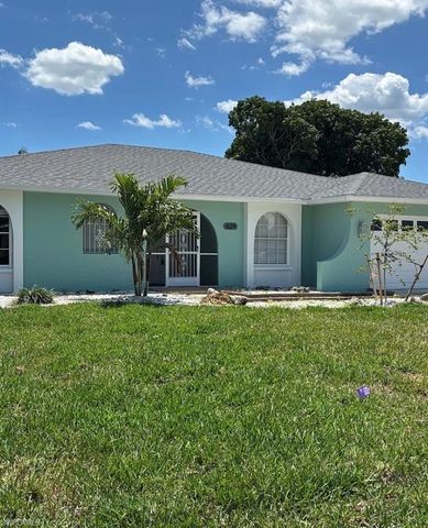 624 Mohawk PKWY, Cape Coral, FL 33914