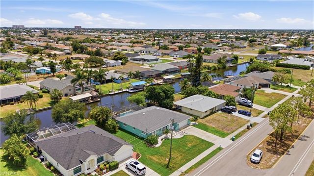 624 Mohawk PKWY, Cape Coral, FL 33914