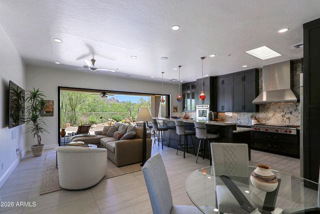 6522 E NIGHT GLOW Circle, Scottsdale, AZ 85266