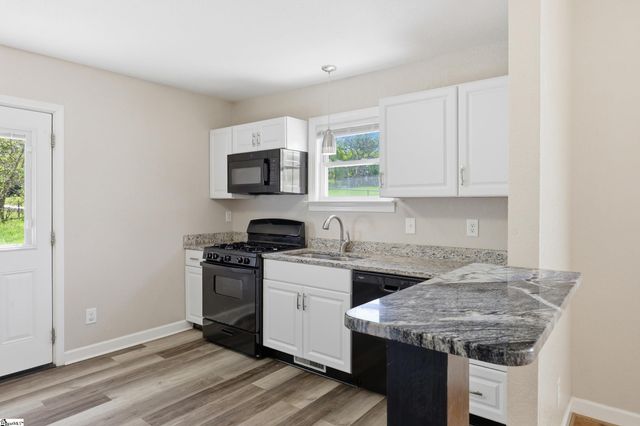 405 Hill Street, Easley, SC 29640