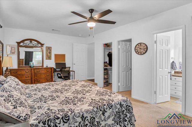 1704 Oakwood Drive, Troup, TX 75789