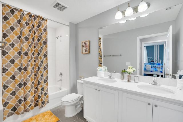 2131 DERWENT DRIVE, Davenport, FL 33896